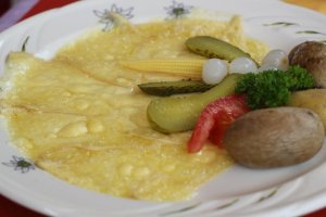 271147_10150224917837984_4204734_n