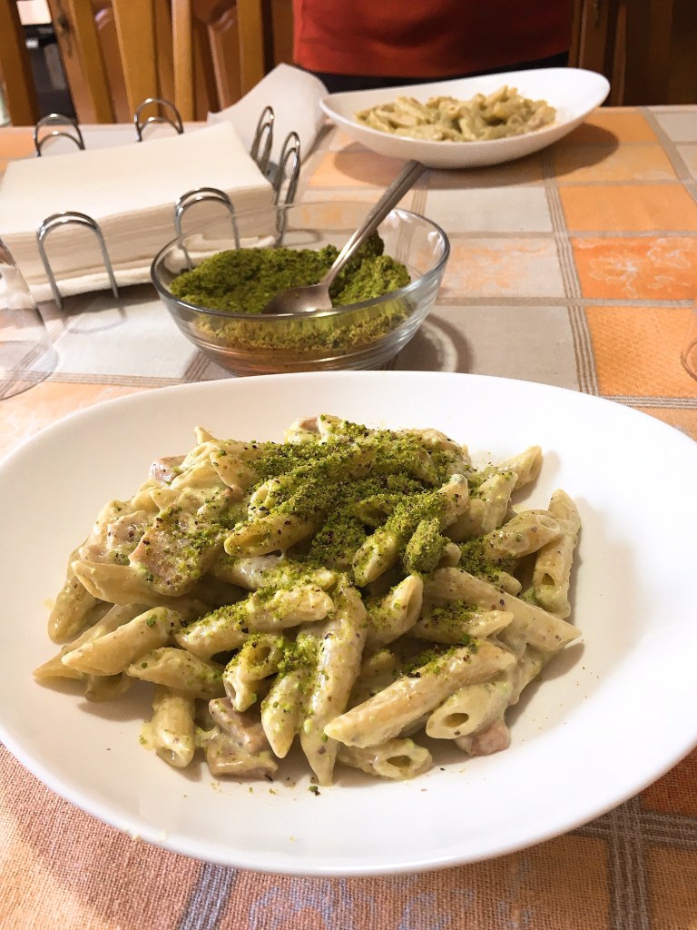 the fidgety foodie_pistachio festival in Bronte Sicily