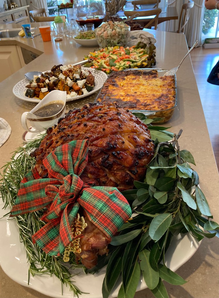 This image has an empty alt attribute; its file name is the-4-food-groups-of-christmas_the-fidgety-foodie-7.jpg